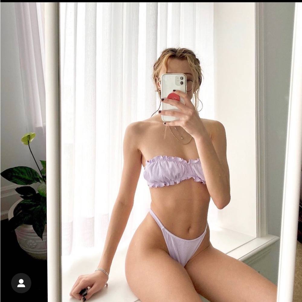 437 Swimwear